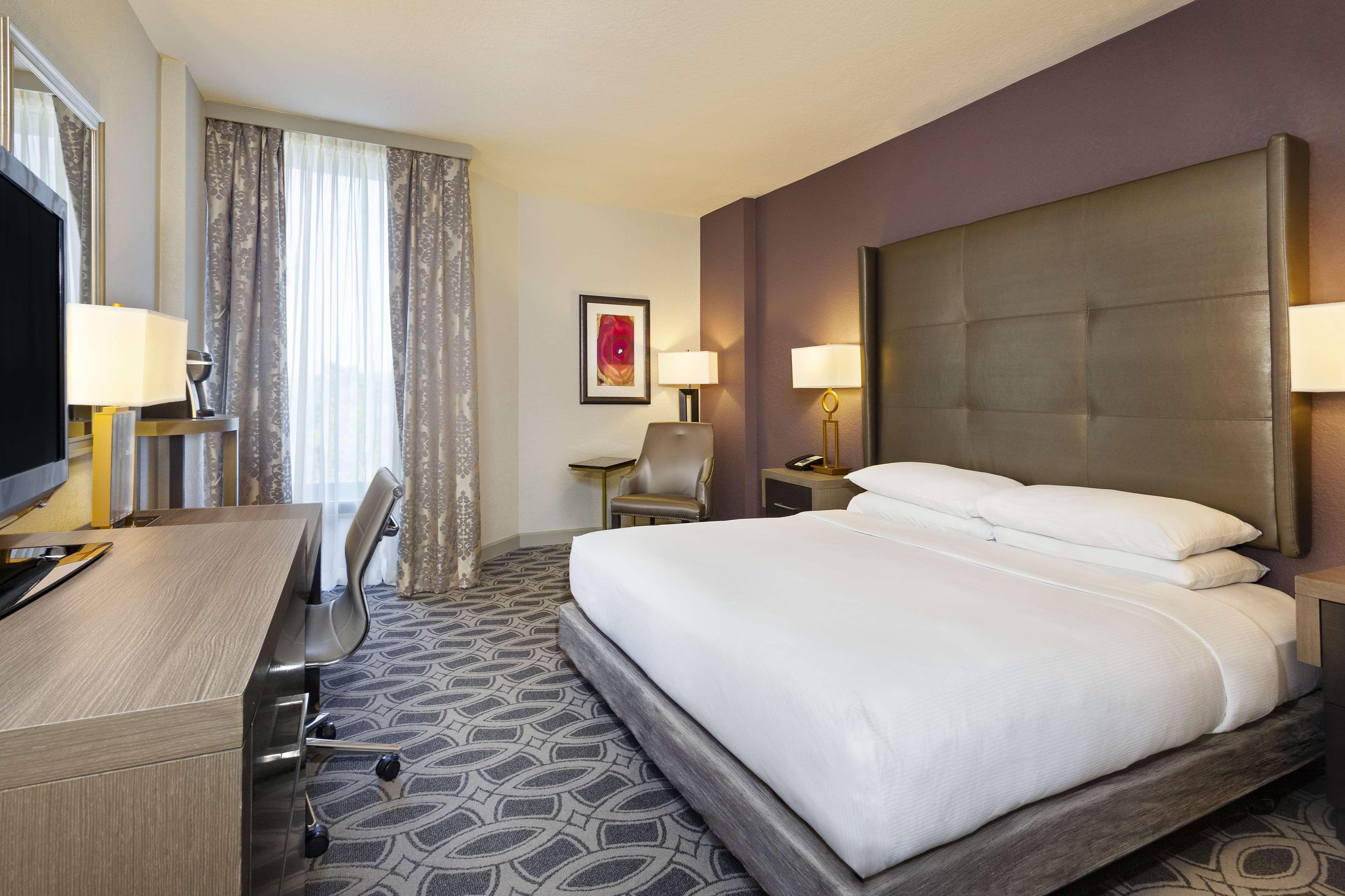 Doubletree By Hilton Orlando East - Ucf Area Hotel Alafaya Екстериор снимка